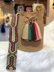 Wayuú Unicolor Grande Tradicional Gaza Macramé 29 x 29