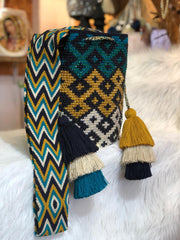 Wayuú Piedras y Campanas Grande Tradicional 29 x 29