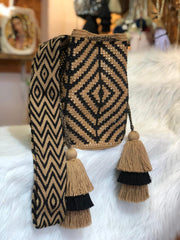 Wayuú Piedras y Campanas Grande Tradicional 29 x 29