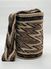 Arhuacas Grandes 33 x 28