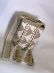 Exclusive Medium 22x21