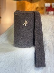 Exclusive Prendedor gris oscuro Mediana 27 x 24