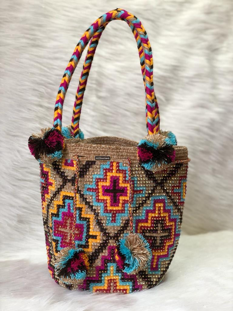 Mochila Piedras Trenza y bolas