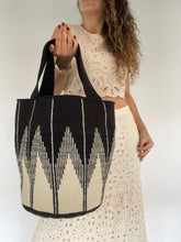 Premium Backpack with Zipper and Inner Lining 40 x 35