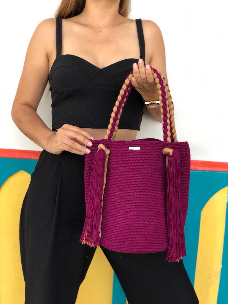 Bolso Wayuú trenza unicolor 29x29