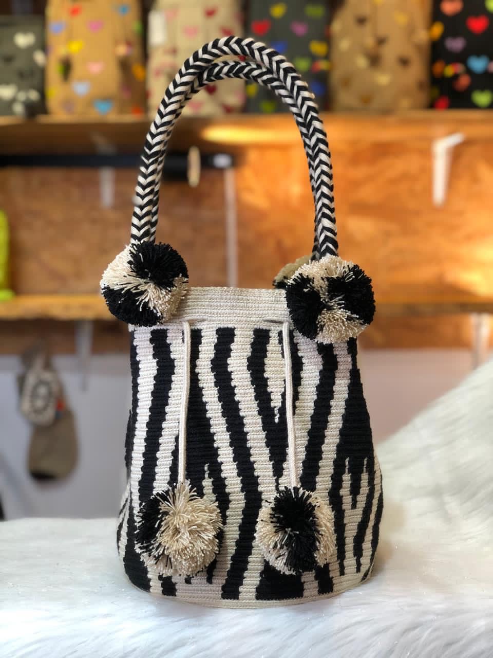 Wayuú Trenza y Borla 29 x 29