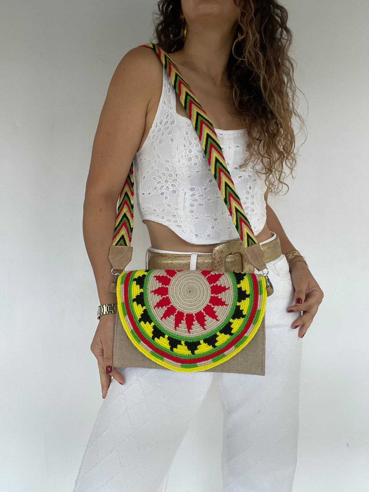 Sobre Exclusive Gaza 17 x 27