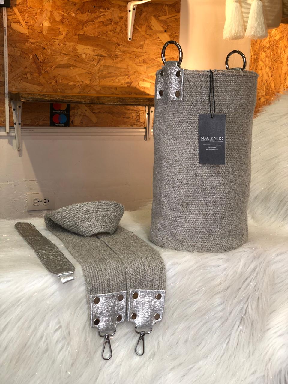 Lana Premium Exclusive Unicolor Mediana gris