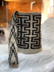 Arhuacas Medianas 26 x 25