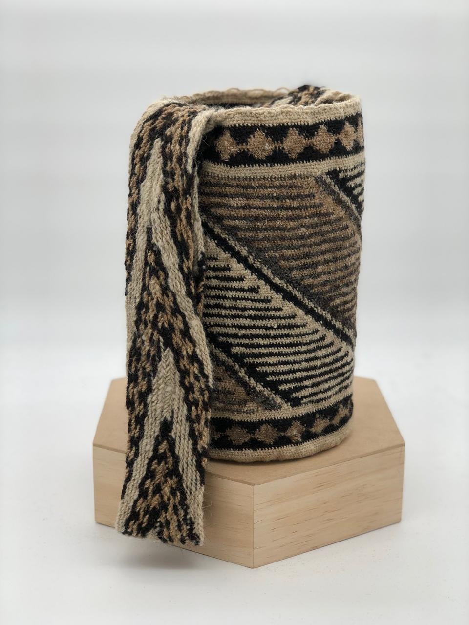 Arhuacas Medianas Premium 29 x 28 Nuevas