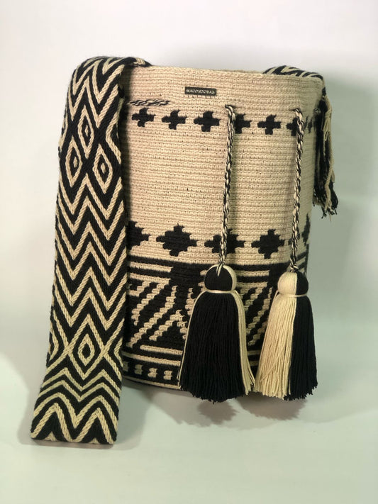 Wayuú Diseño Grande tradicional 29x29