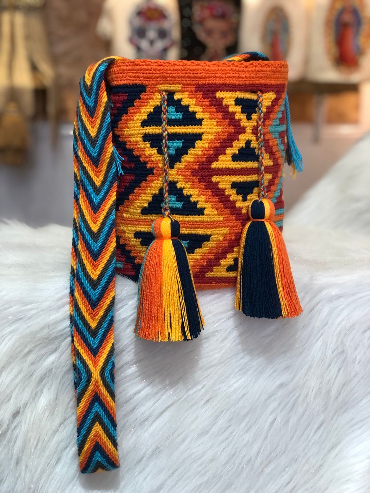 Wayuu Medium 22x21