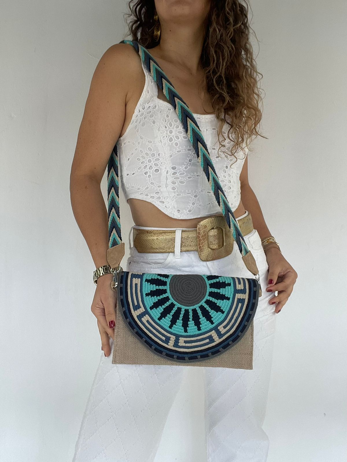 Sobre Exclusive Gaza 17 x 27