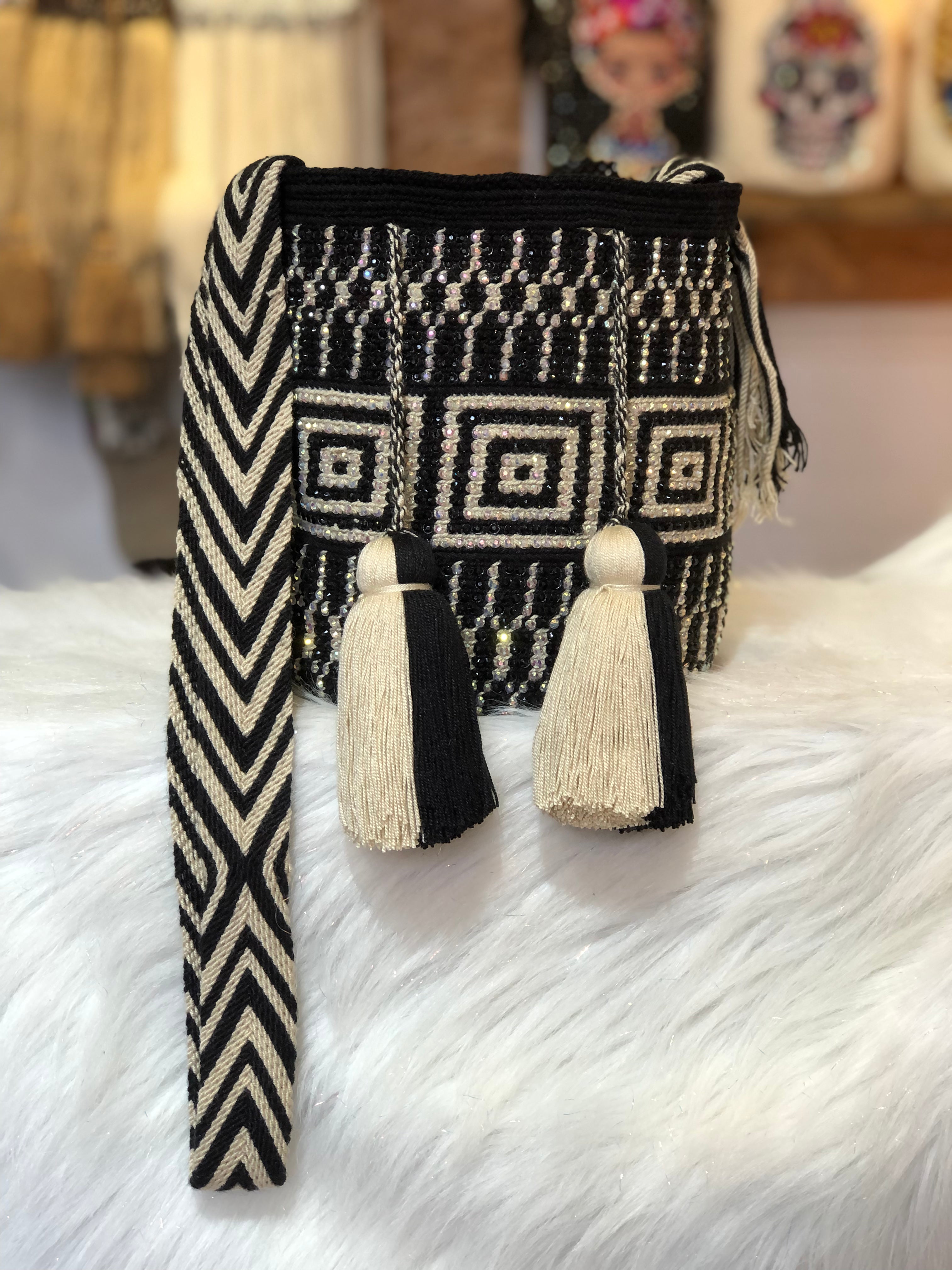 Wayuu Medium Rhinestones 22x21