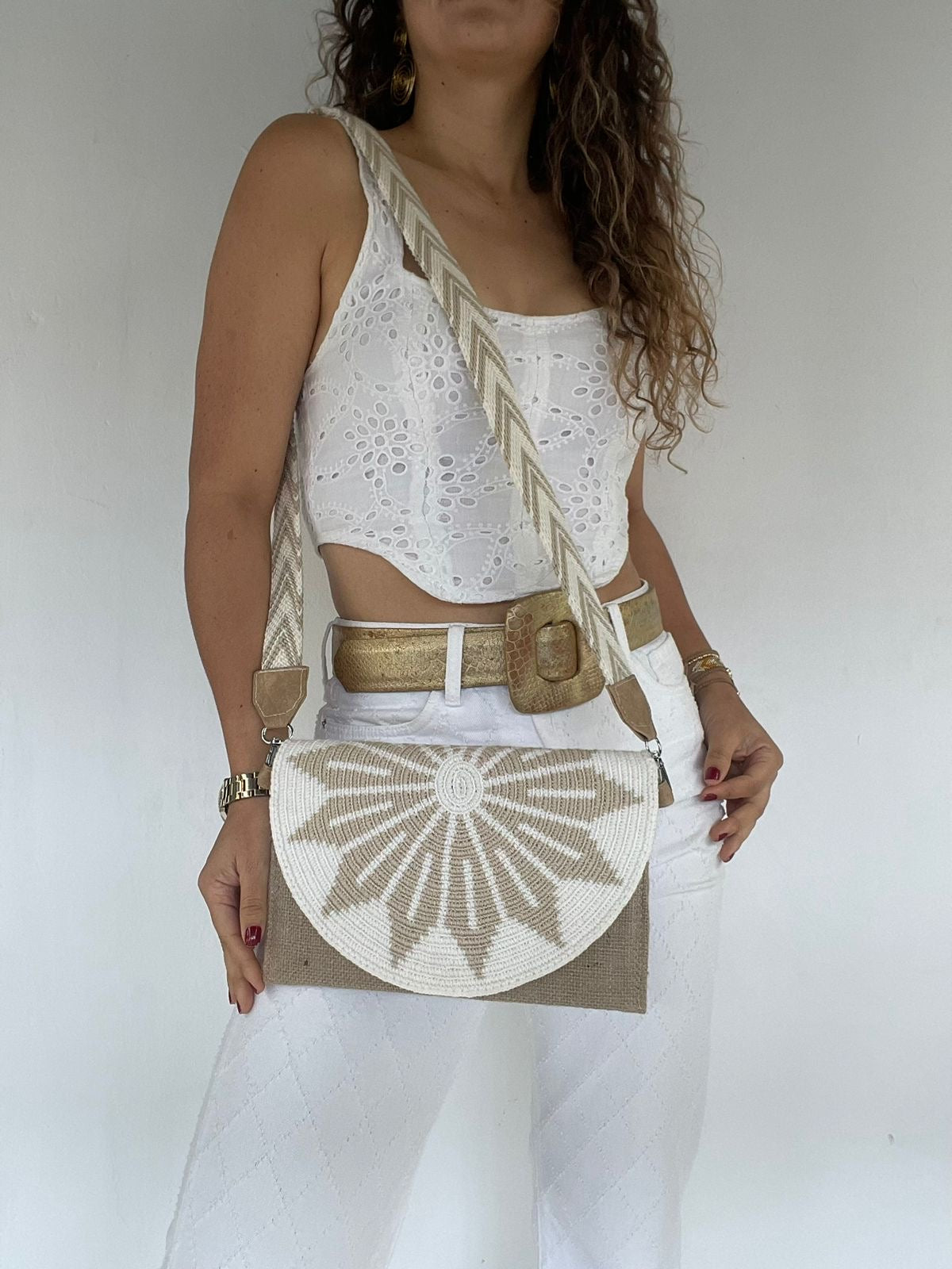 Sobre Exclusive Gaza 17 x 27