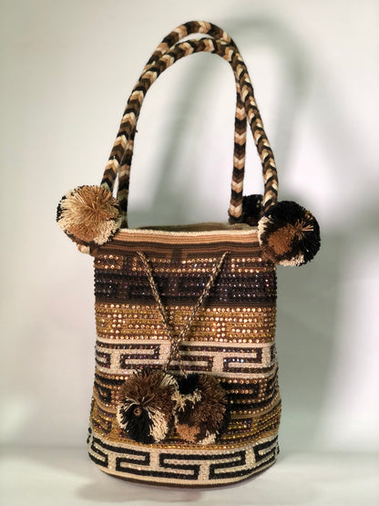 Bolso wayuú trenza diseño pedrería 29x29