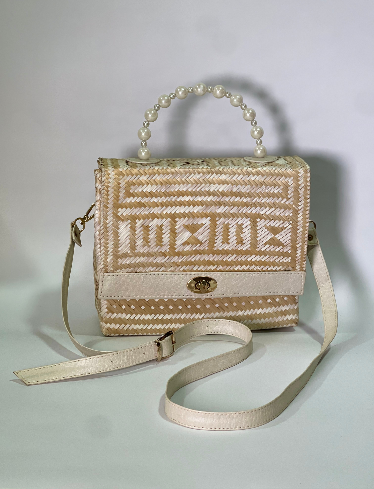 Bolso fibra Natural y cuero