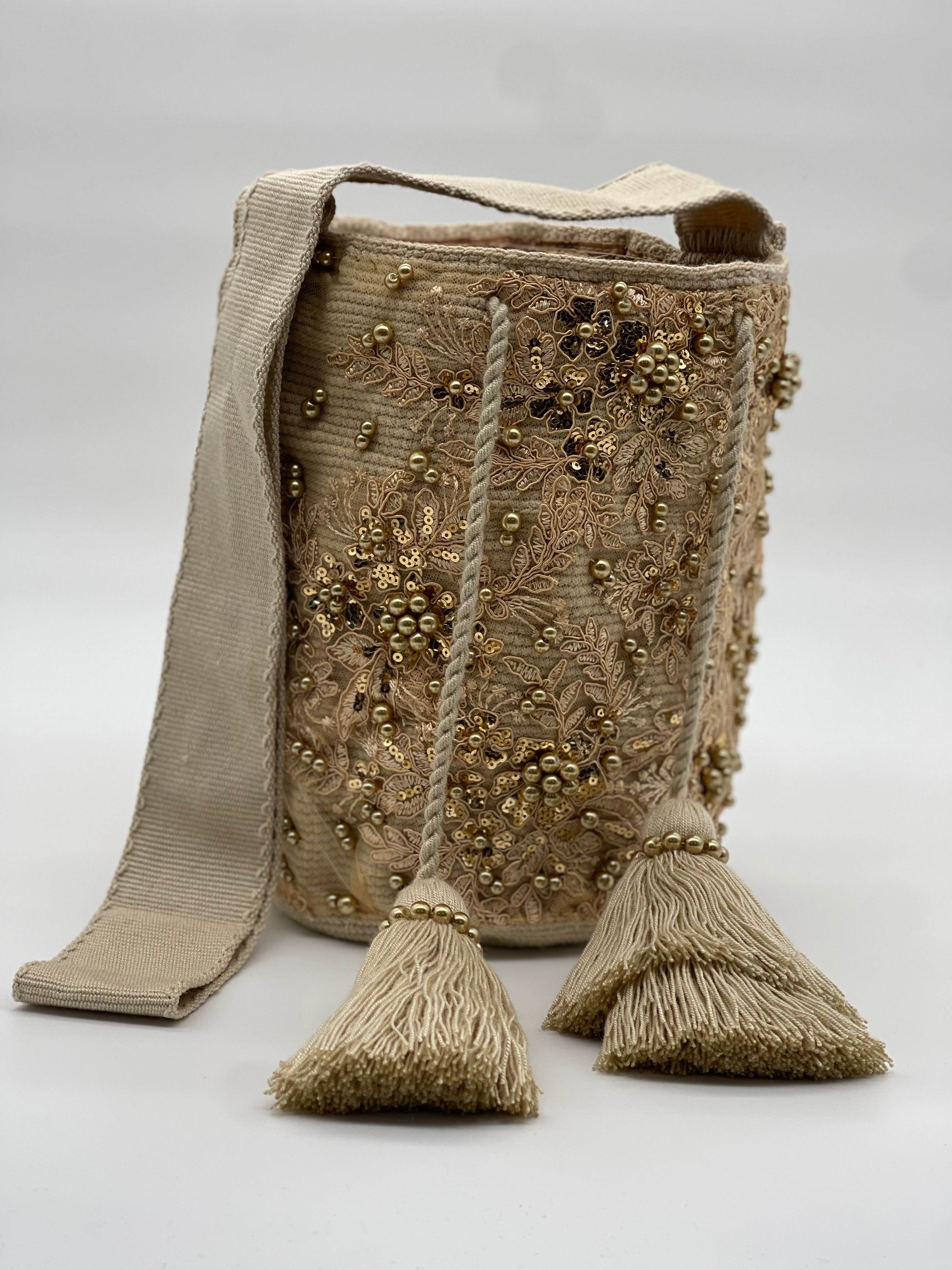 Large Wayuu embroidery 27 x 32