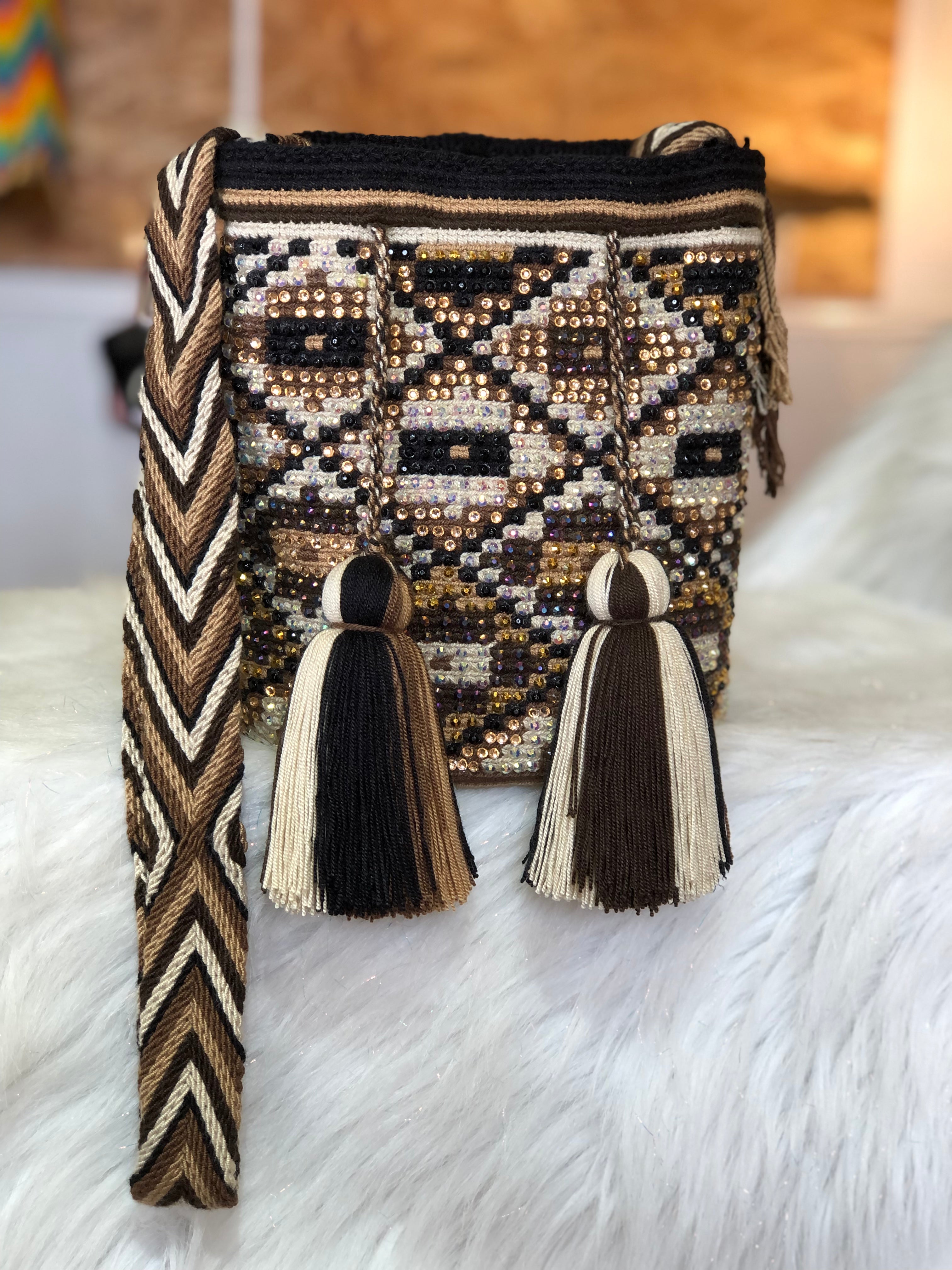 Wayuu Medium Rhinestones 22x21