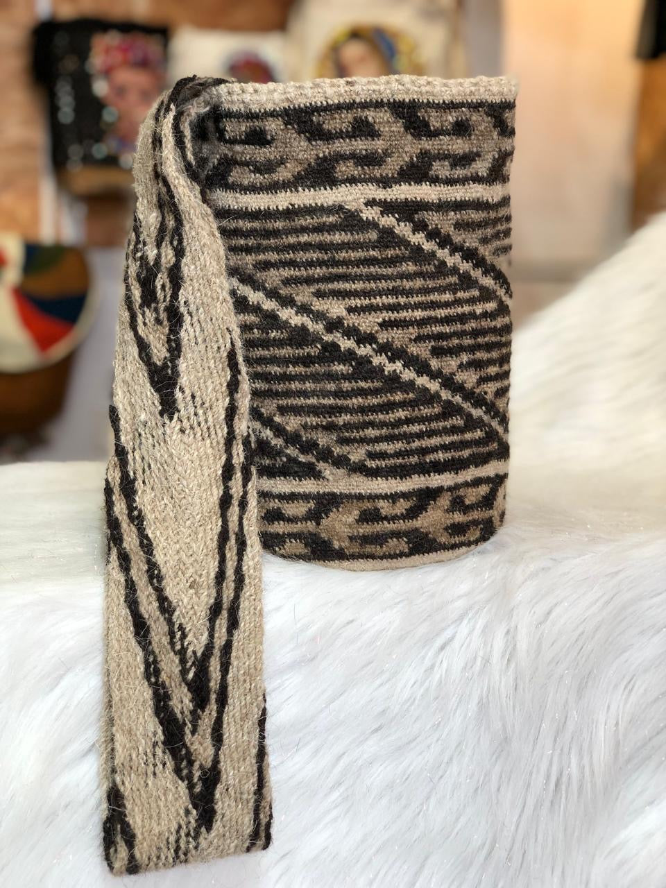 Medium Arhuacas 