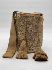 Large Wayuu embroidery 27 x 32