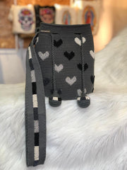 Exclusive Medium Wayuu Hearts Embroidery 22x23