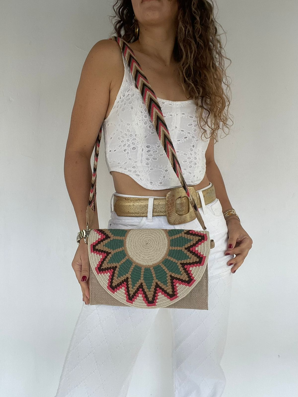 Sobre Exclusive Gaza 17 x 27