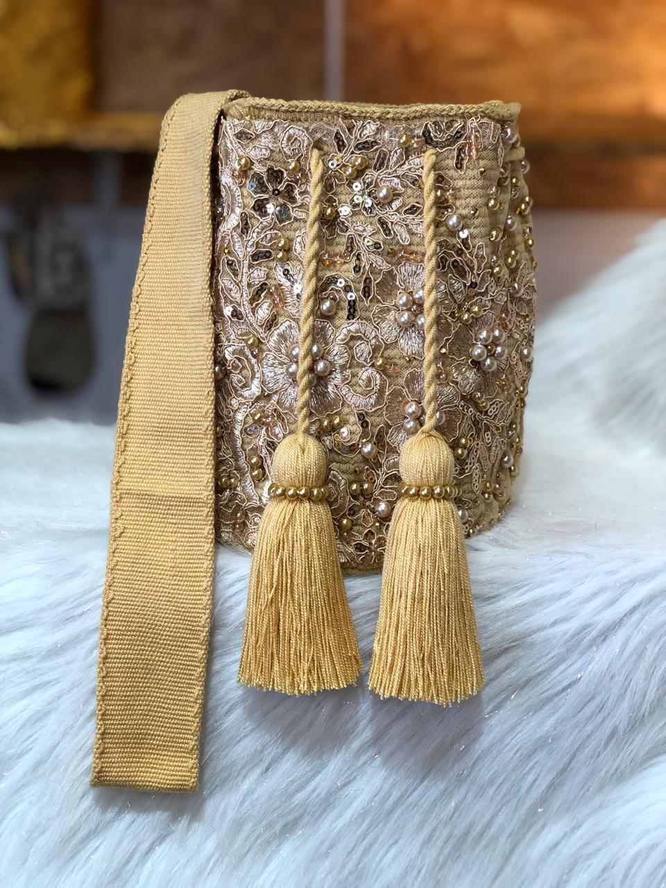 Recamada Mediana Wayuú 22 x 22