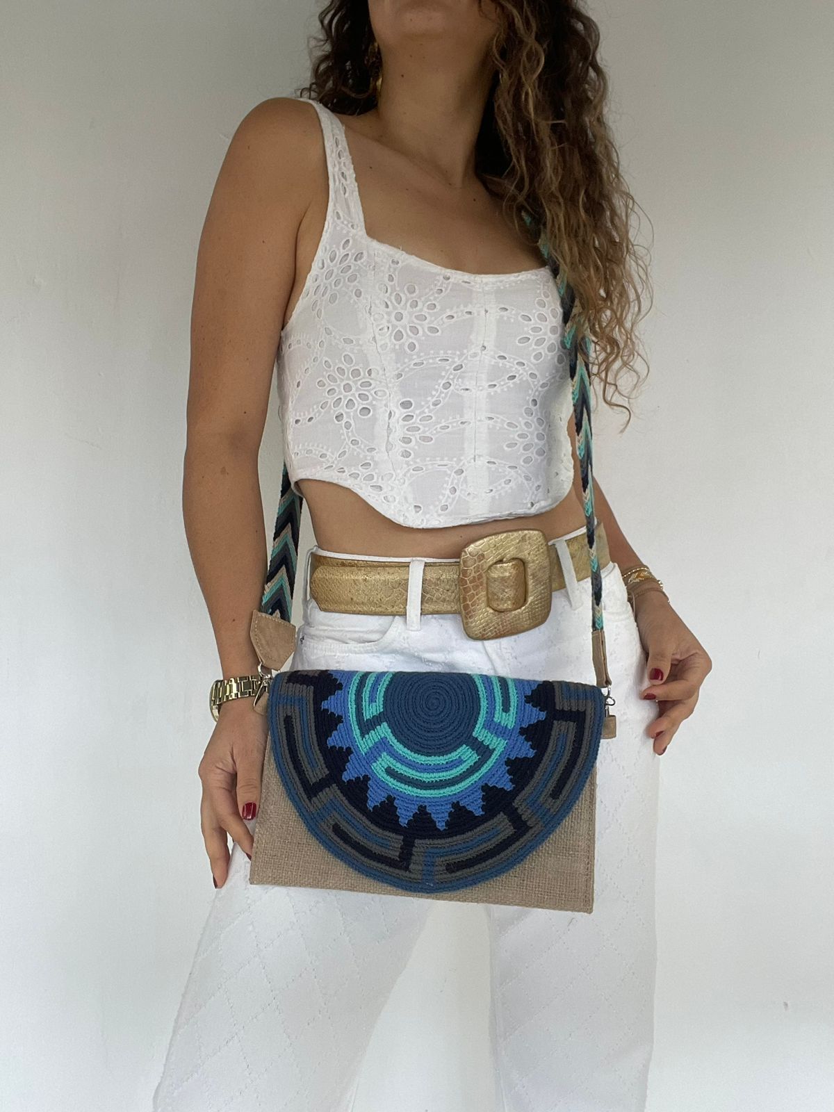 Sobre Exclusive Gaza 17 x 27