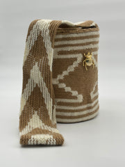 Tinaja Con Prendedor Pequeña 22 x 18