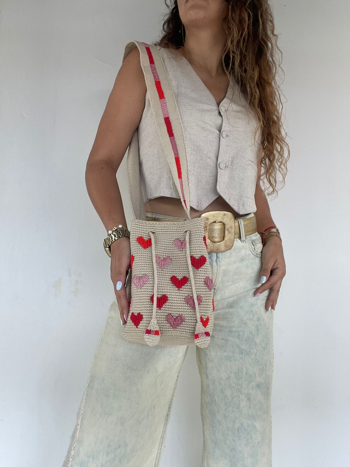 Exclusive Medium Wayuu Hearts Embroidery 22x23