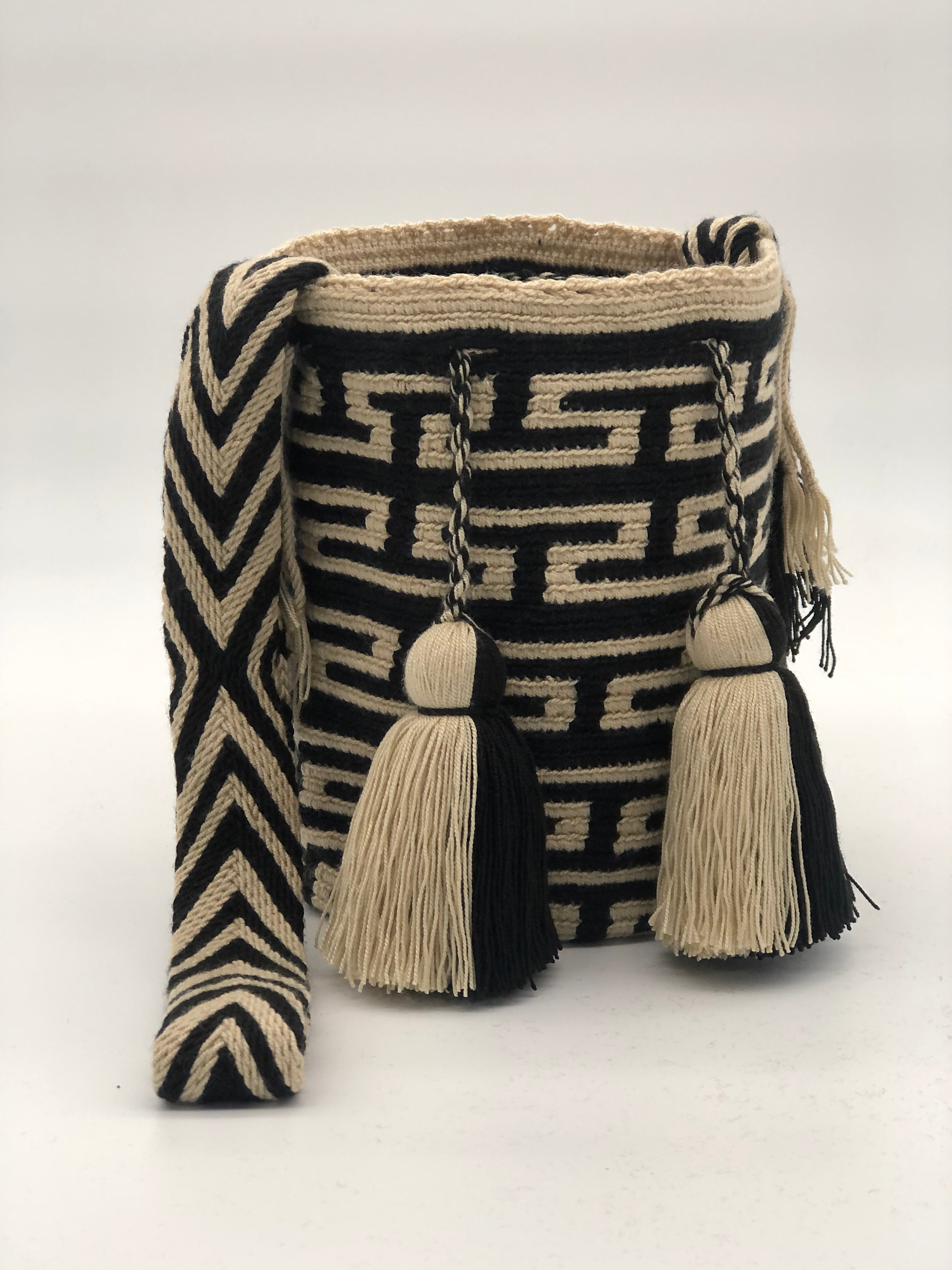 Wayuú Mediana 22 x 21