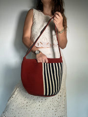 Bolso De Mano y Cargadera 29 x 29