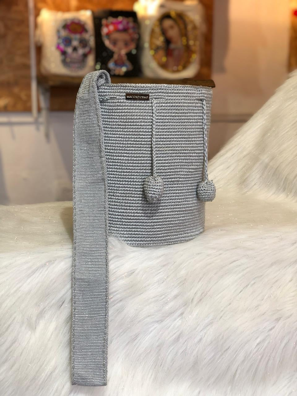 Exclusive Hilo Brillante Mediana 22 x 19
