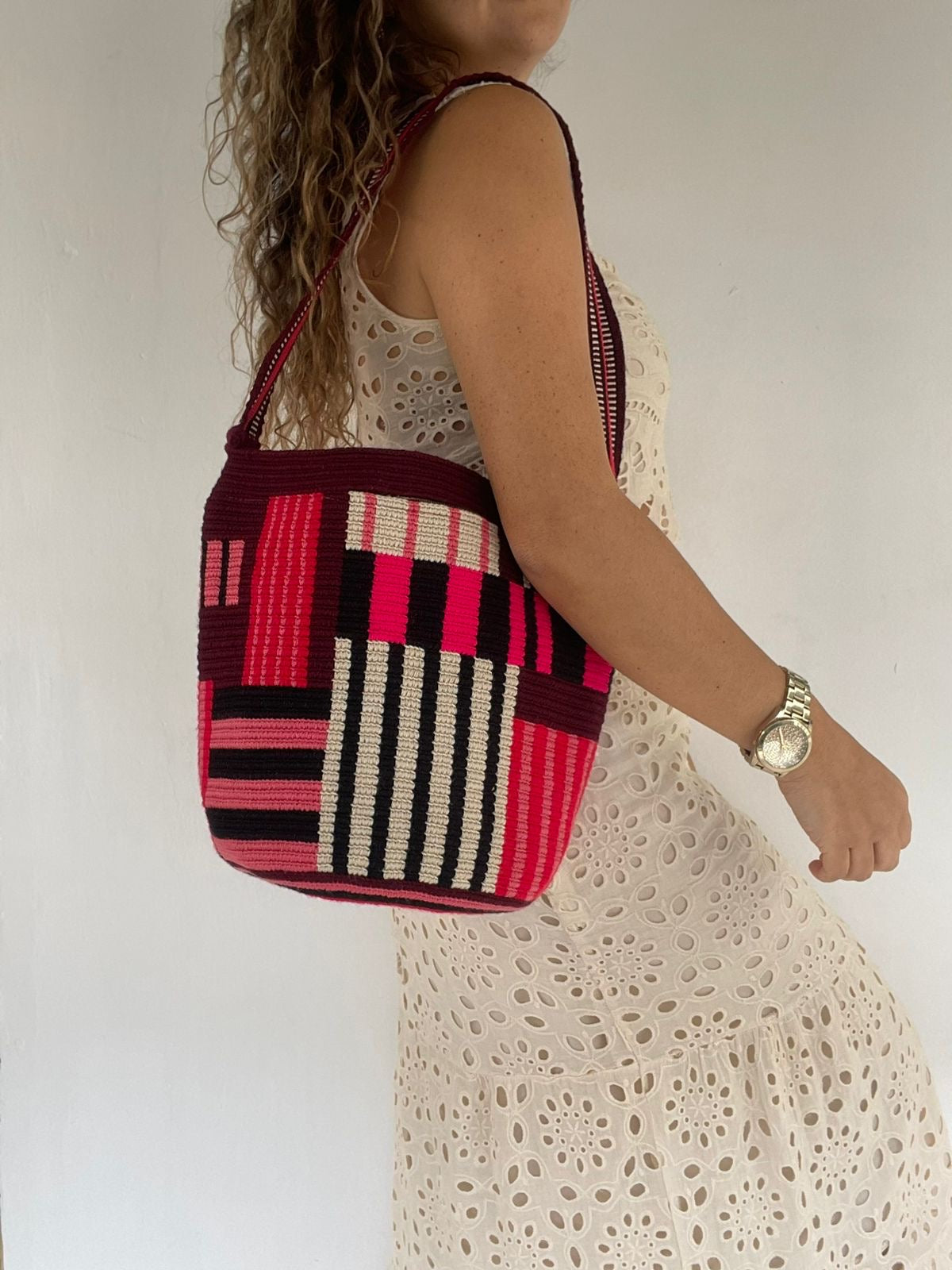 Bolso De Mano y Cargadera 29 x 29