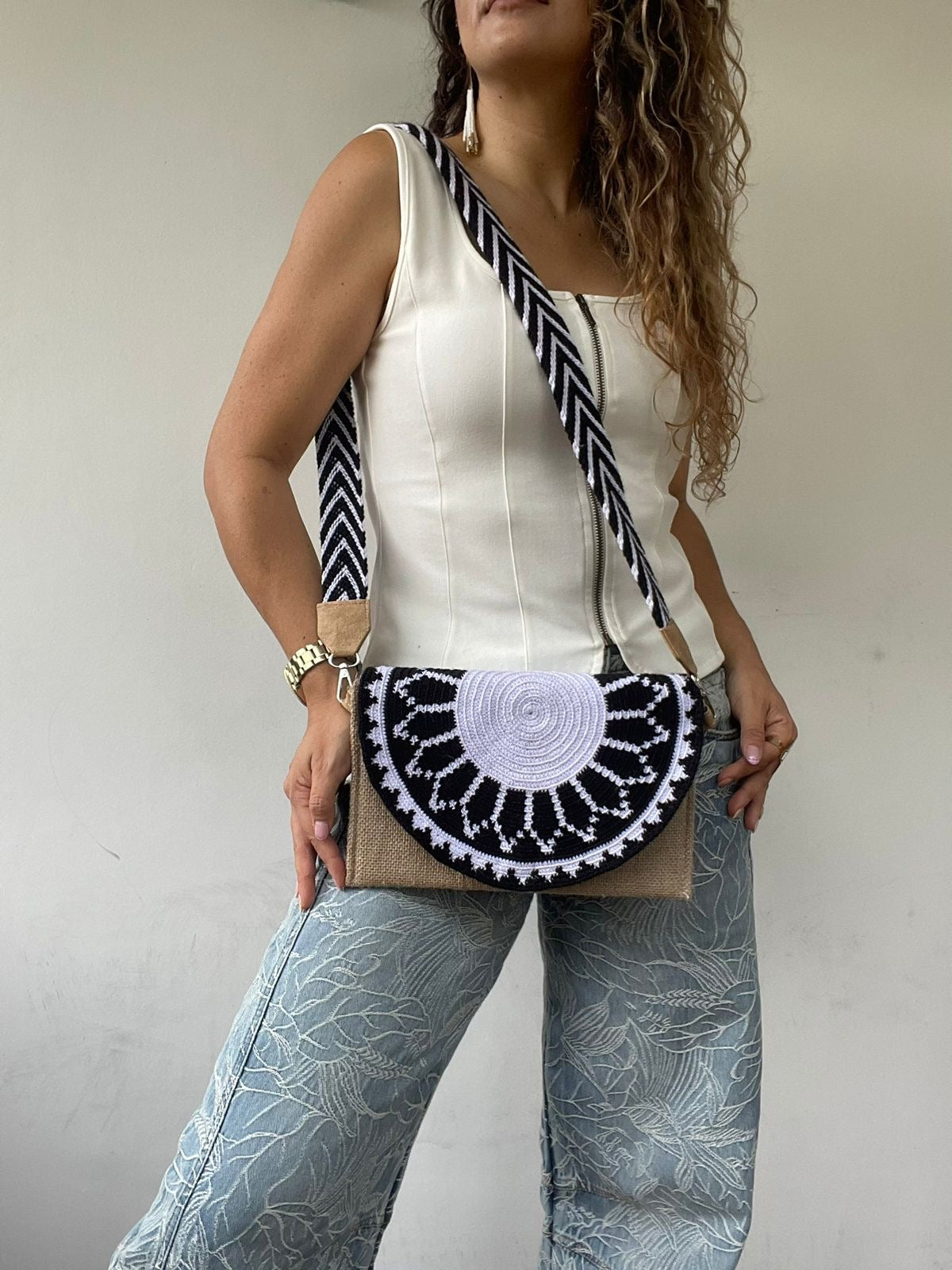 Sobre Exclusive Gaza 17 x 27