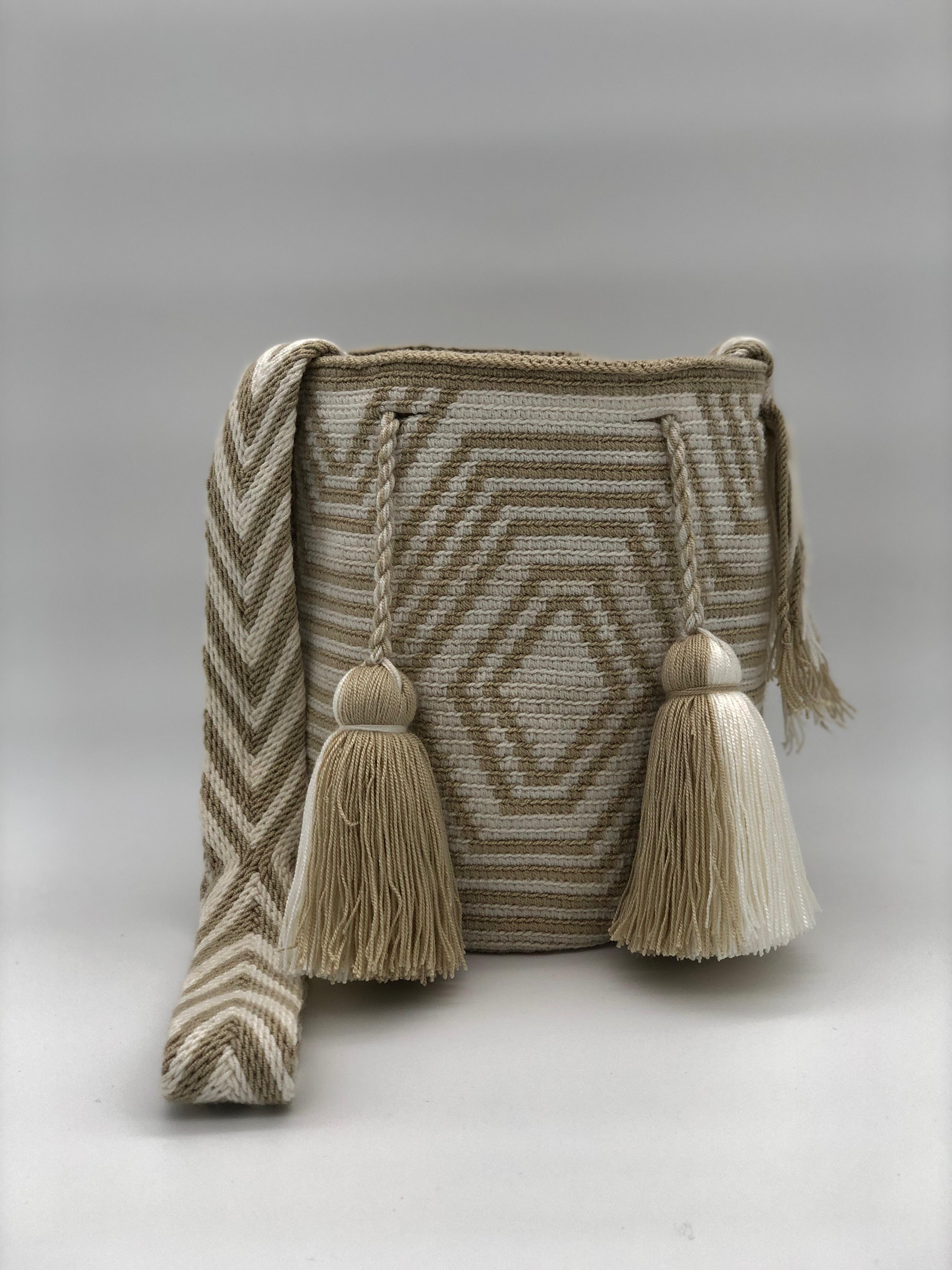 Wayuú Mediana 22 x 21