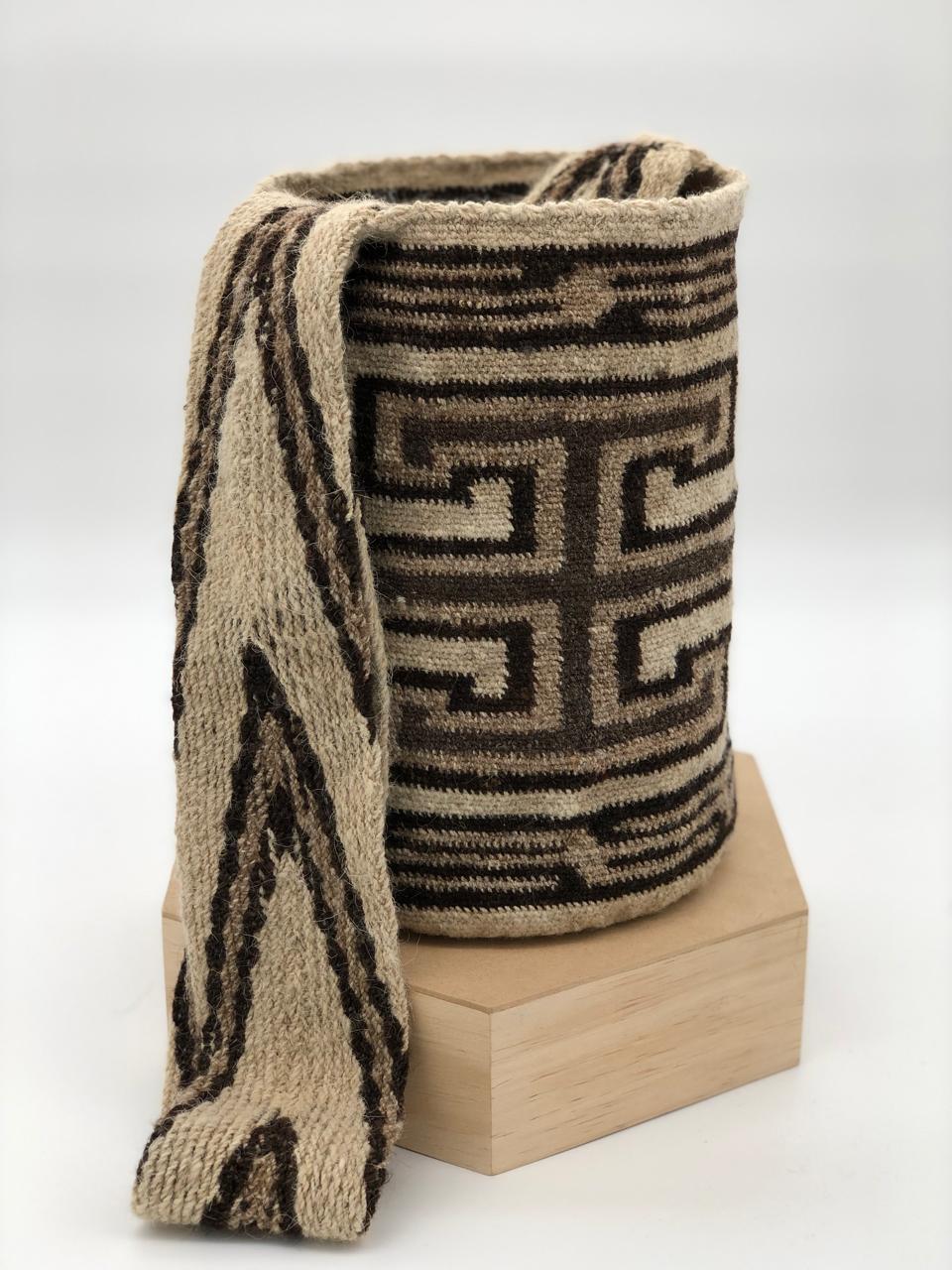 Arhuacas Medianas Premium 29 x 28 Nuevas