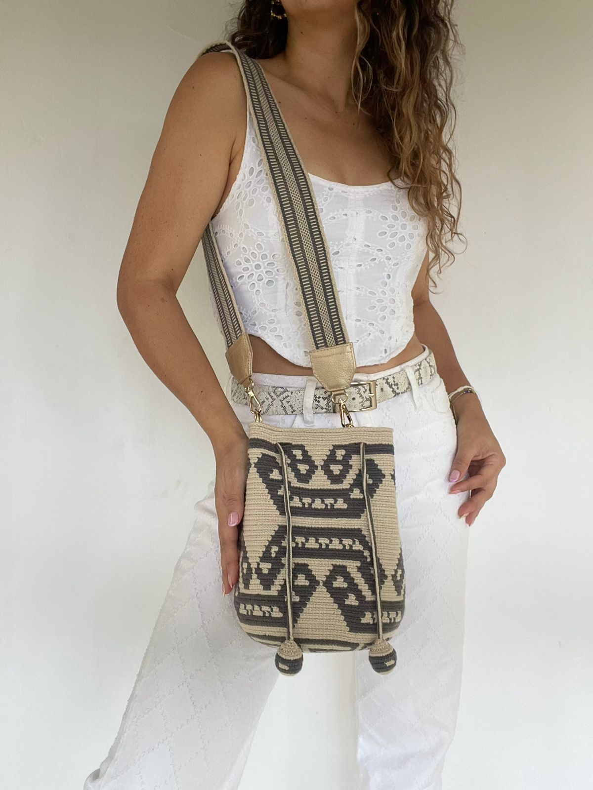 Mochila mediana diseño Gaza exclusive 22x24