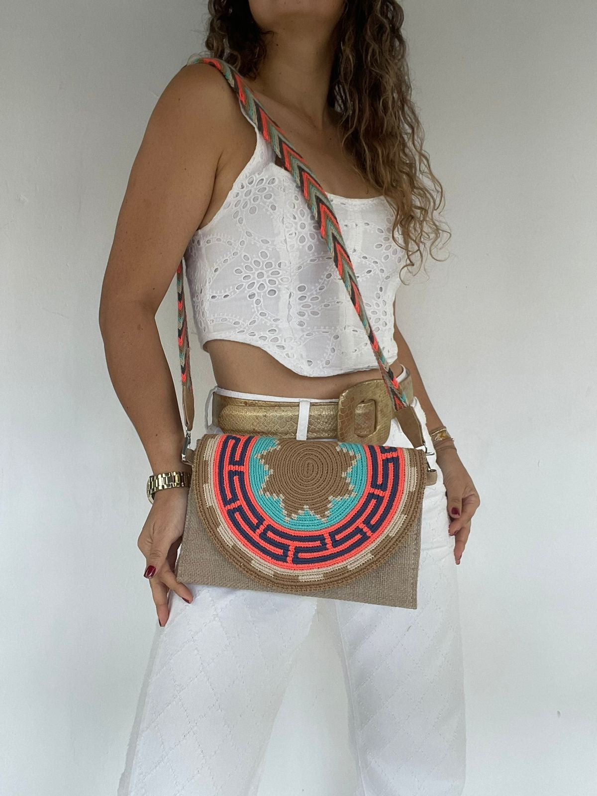 Sobre Exclusive Gaza 17 x 27