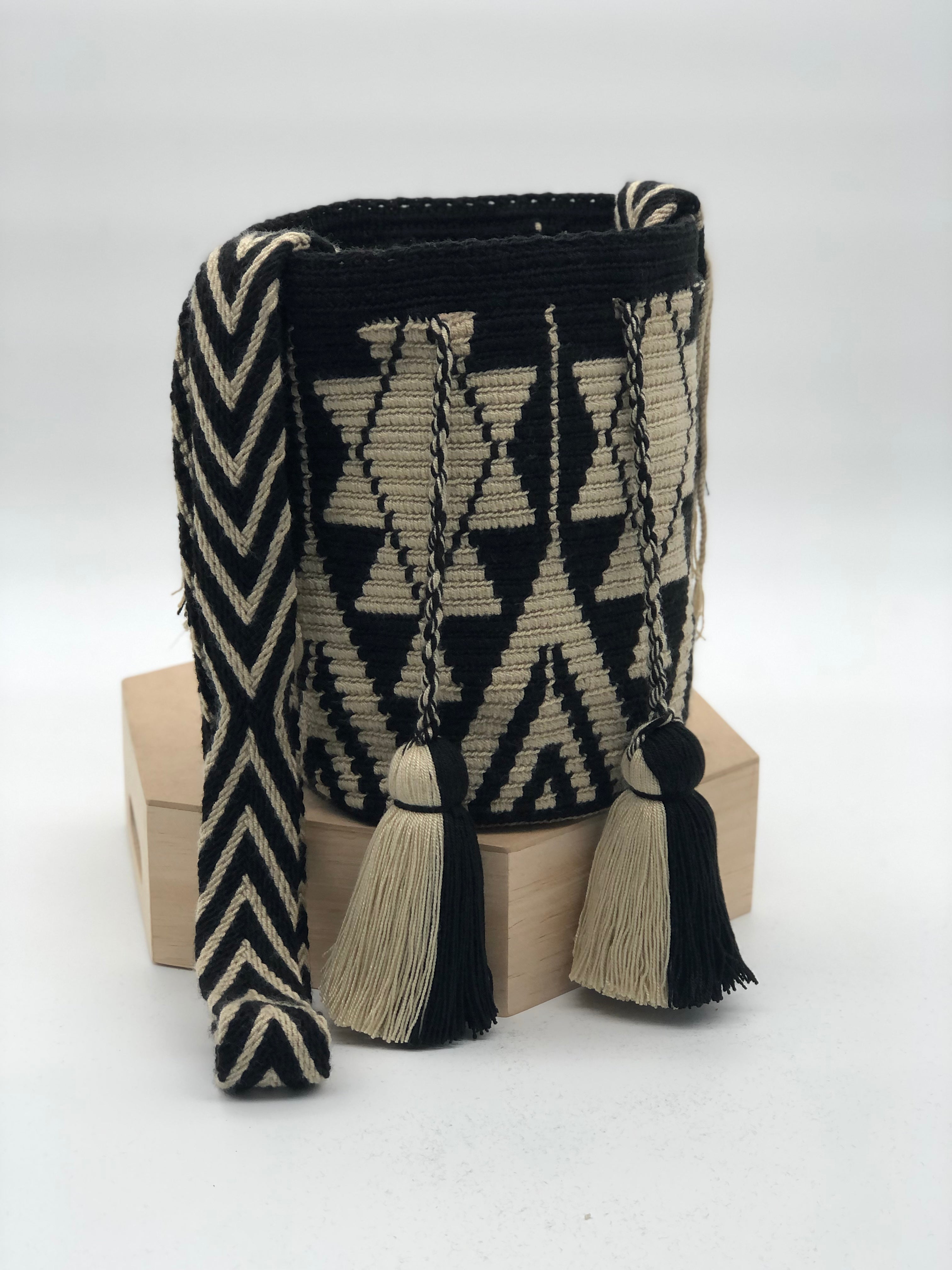 Wayuú Mediana 22 x 21