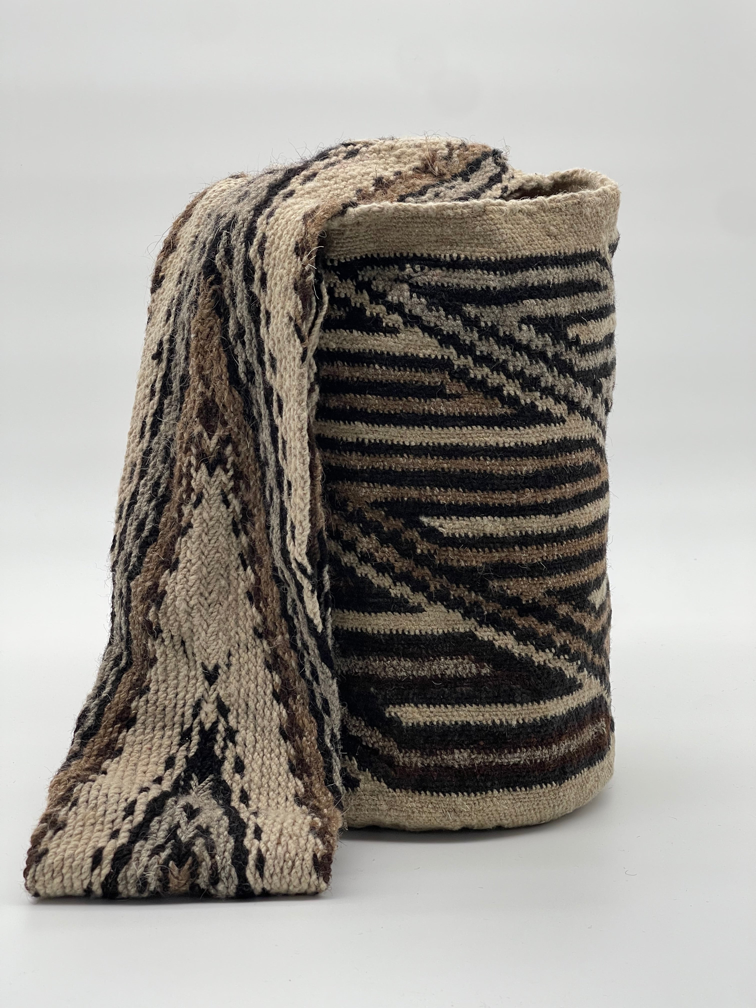 Arhuacas Grandes 33 x 28