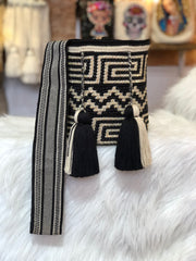 Wayuu Medium Rhinestones 22x21