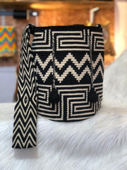 Wayuú hombre diseño 29x29