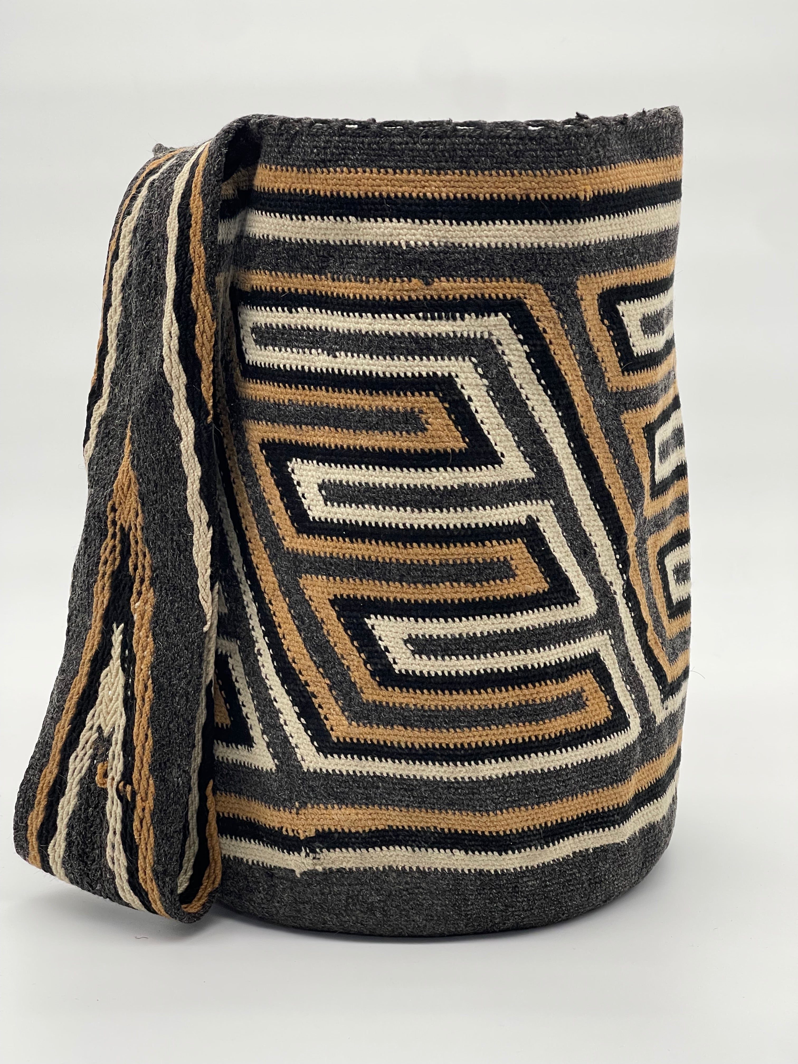 Mochilon Arhuaco 38 x 35