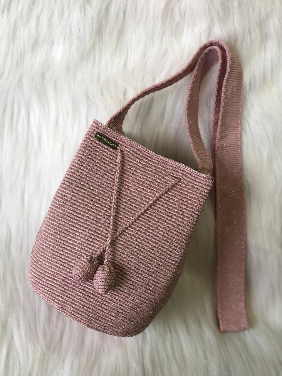 Exclusive Hilo Brillante Mediana 22 x 19