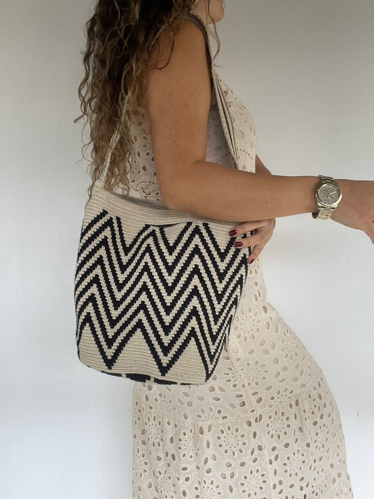 Bolso De Mano y Cargadera 29 x 29