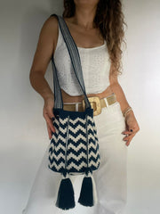 Wayuú Mediana Diseño Exclusive 22 x 21