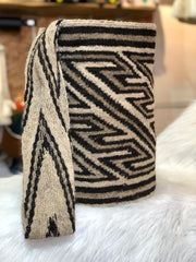 Arhuacas Extra Grandes 38 x 35